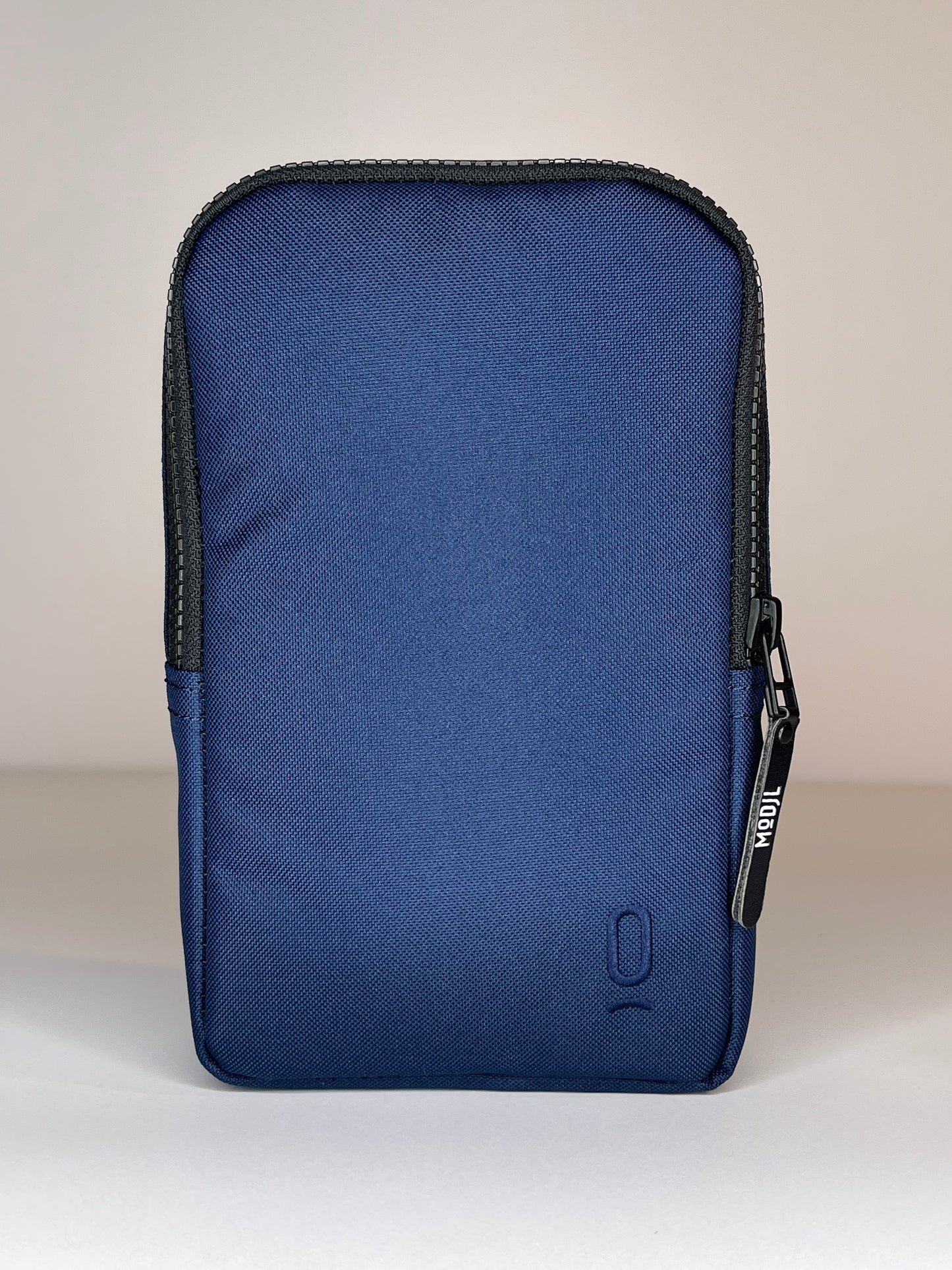 The Slim Pouch
