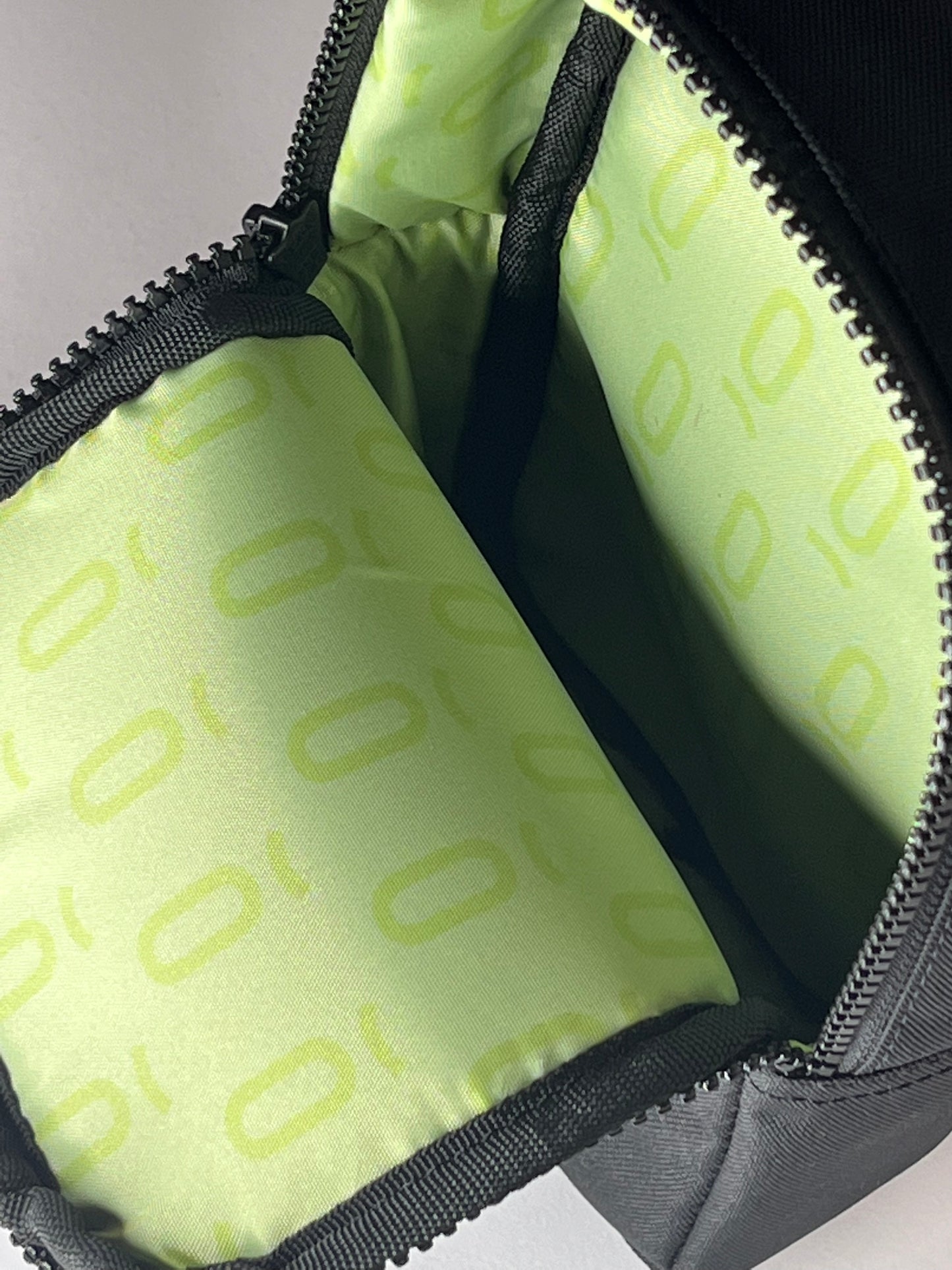 The Slim Pouch
