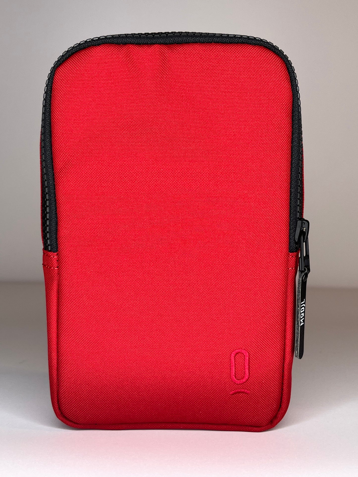 The Slim Pouch