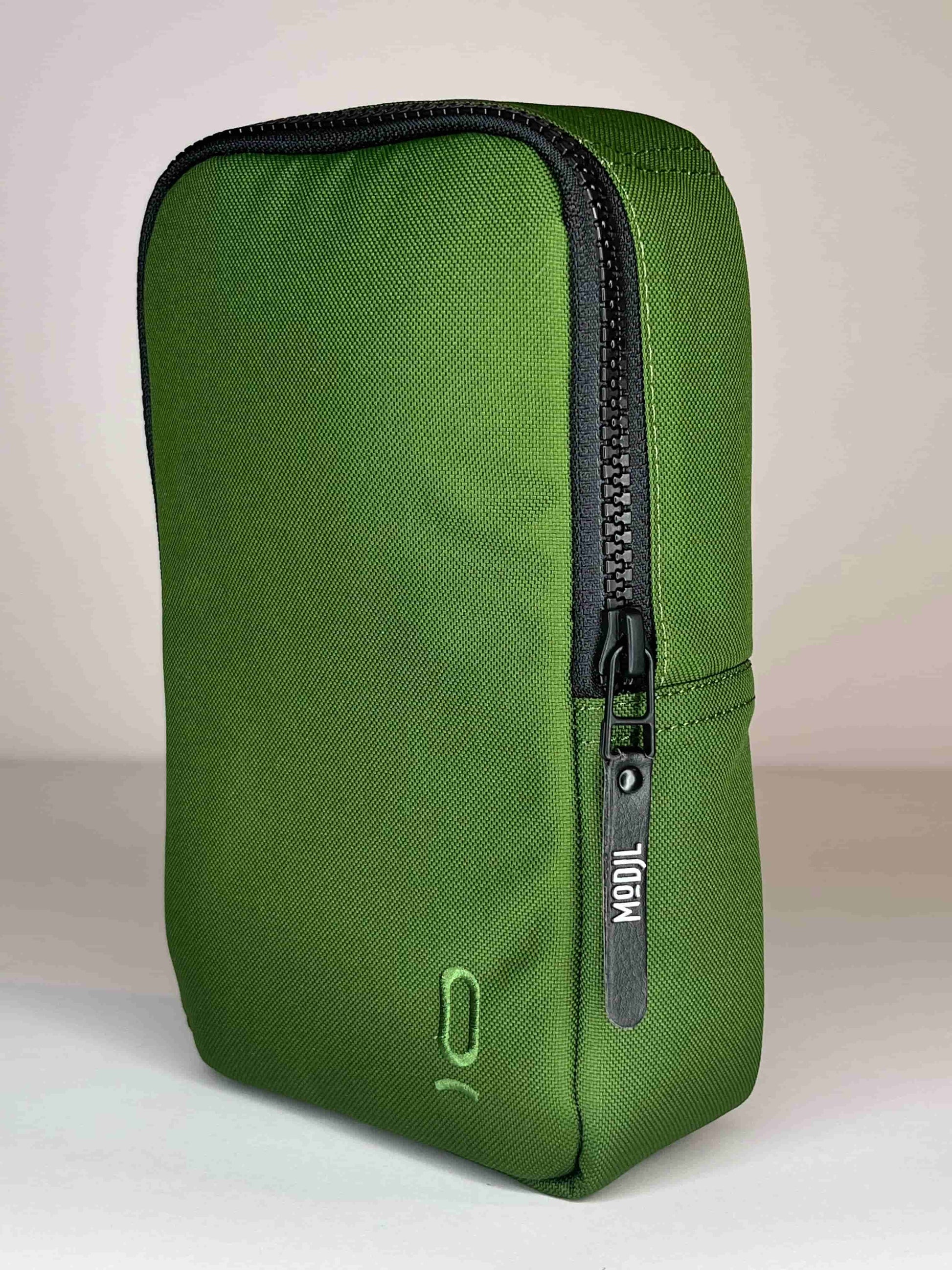 the-slim-pouch-modjl-modular-slimpouch-green-side